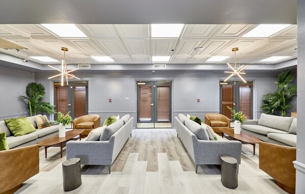 Interior - The West End - Futon with Queen (St. Louis)