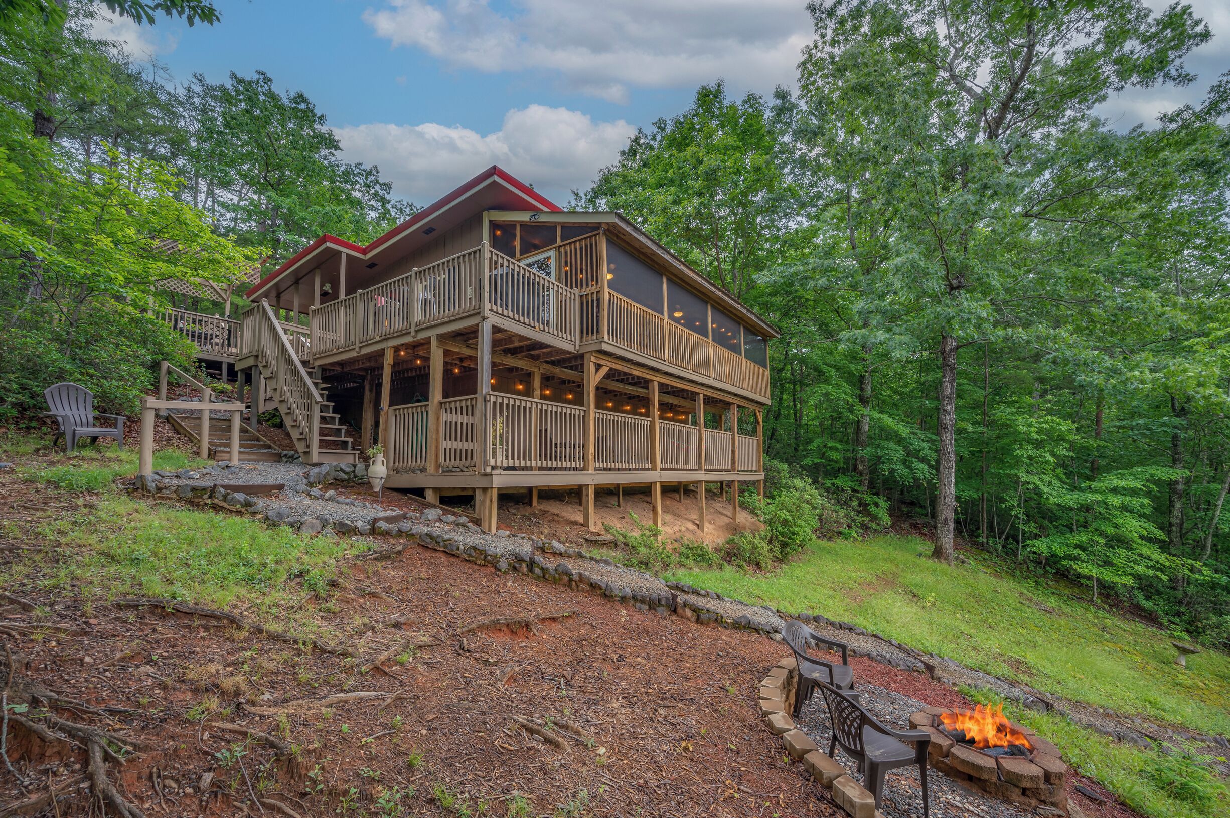 Angel of the Lake 2 bedroom with Hot Tub in Lake Lure