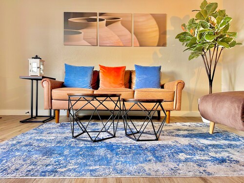 Cozy near Stadiums/ Six Flags/ 2 parking/Wifi