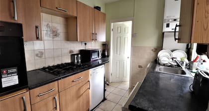 Wembley - Spacious House 3bed House