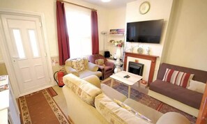 TV - Wembley - Spacious House 3bed House (Wembley)