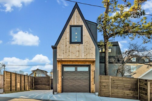 Boutique Scandinavian 2Bdrm Guesthouse in East Nashville! -- The Koselig Korner