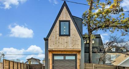 Boutique Scandinavian 2Bdrm Guesthouse in East Nashville! -- The Koselig Korner
