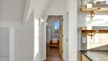 2 bedrooms, desk, iron/ironing board, free WiFi