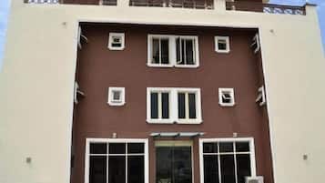Bagian depan properti