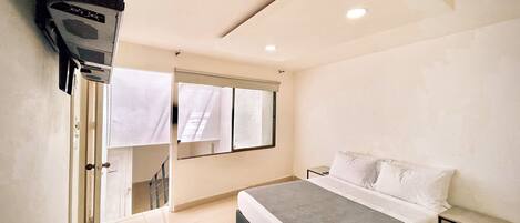 Apartment | Desk, free WiFi