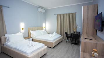 Deluxe Double Room, Balcony, Courtyard View | Desk, laptop workspace, free WiFi