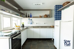 Vila | Cozinha privada