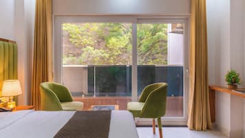 Deluxe Room | Desk, laptop workspace, rollaway beds, free WiFi
