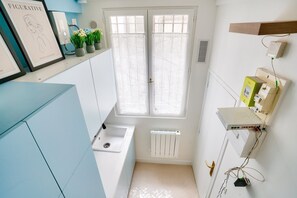 Towels, toilet paper