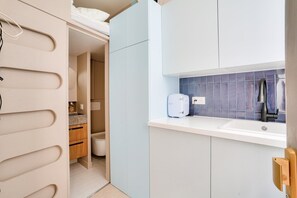 Towels, toilet paper