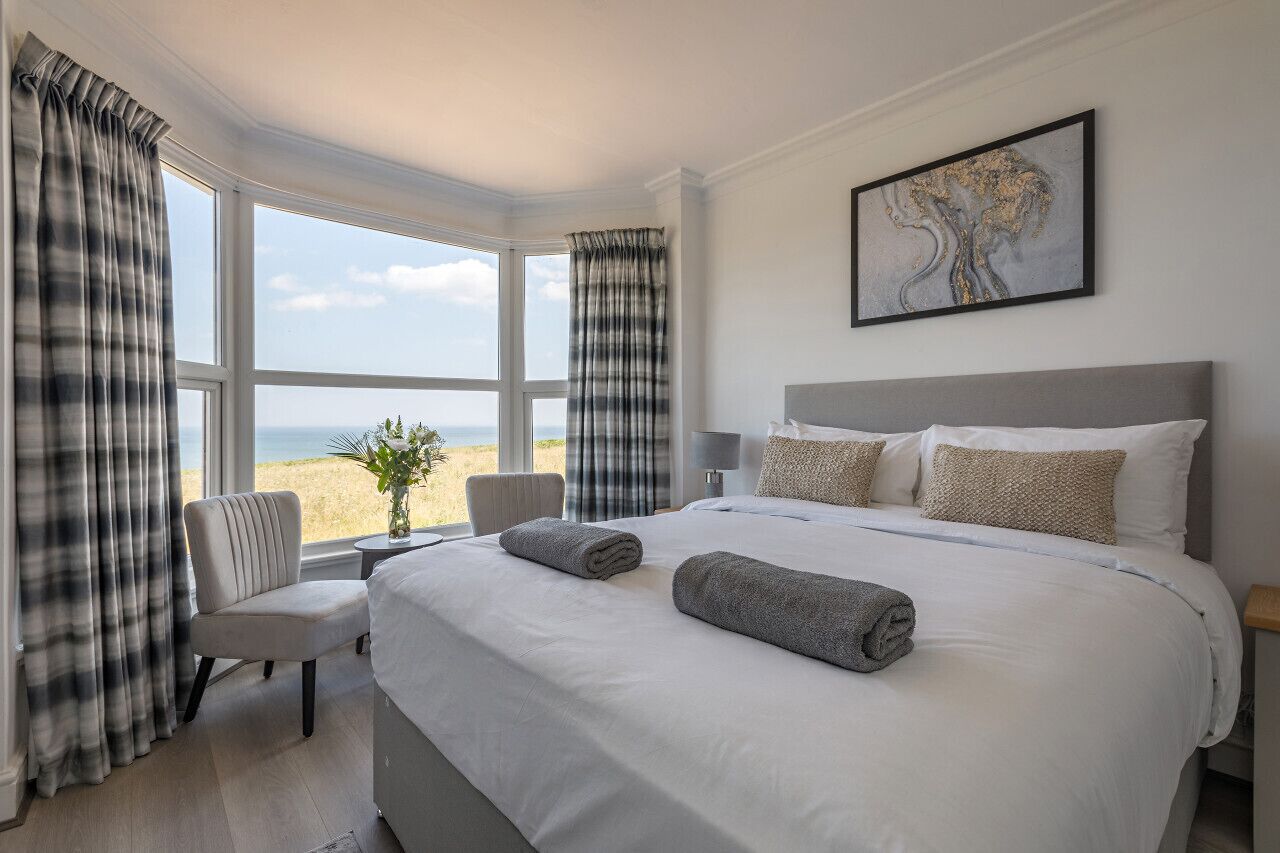 5 chambres, fer et planche à repasser, Wi-Fi gratuit, draps fournis