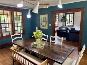 Dining - Historical home w gardens in Unique North Lawrence. ACROSS FROM TRAIN DEPOT (Lawrence)