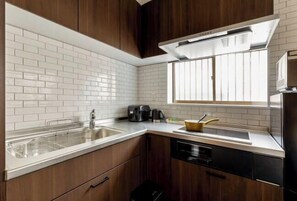 Private kitchen - Hotel Kiki (Osaka)