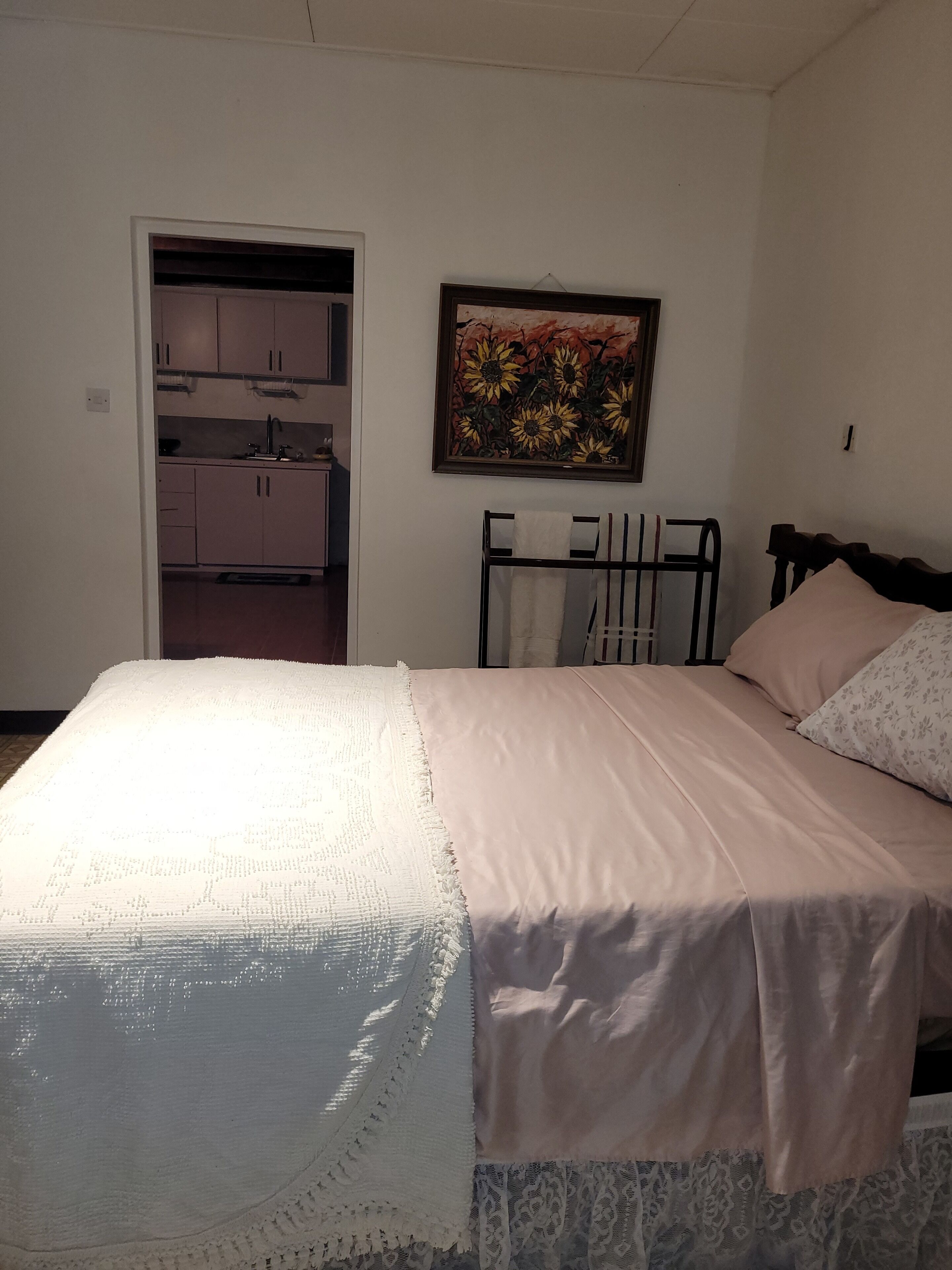 1 bedroom, desk, iron/ironing board, free WiFi