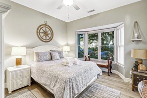 3 habitaciones, tabla de planchar con plancha, cuna de viaje y wifi 