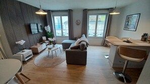 TV - Le Petit Cozy - T2 in the city center (Poitiers)