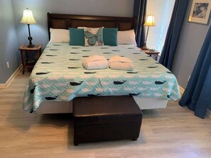 2 habitaciones, tabla de planchar con plancha, cuna de viaje y wifi 