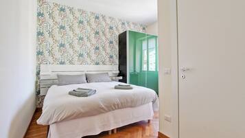 1 Schlafzimmer, BĂŒgeleisen/BĂŒgelbrett, Reisekinderbett, kostenloses WLAN