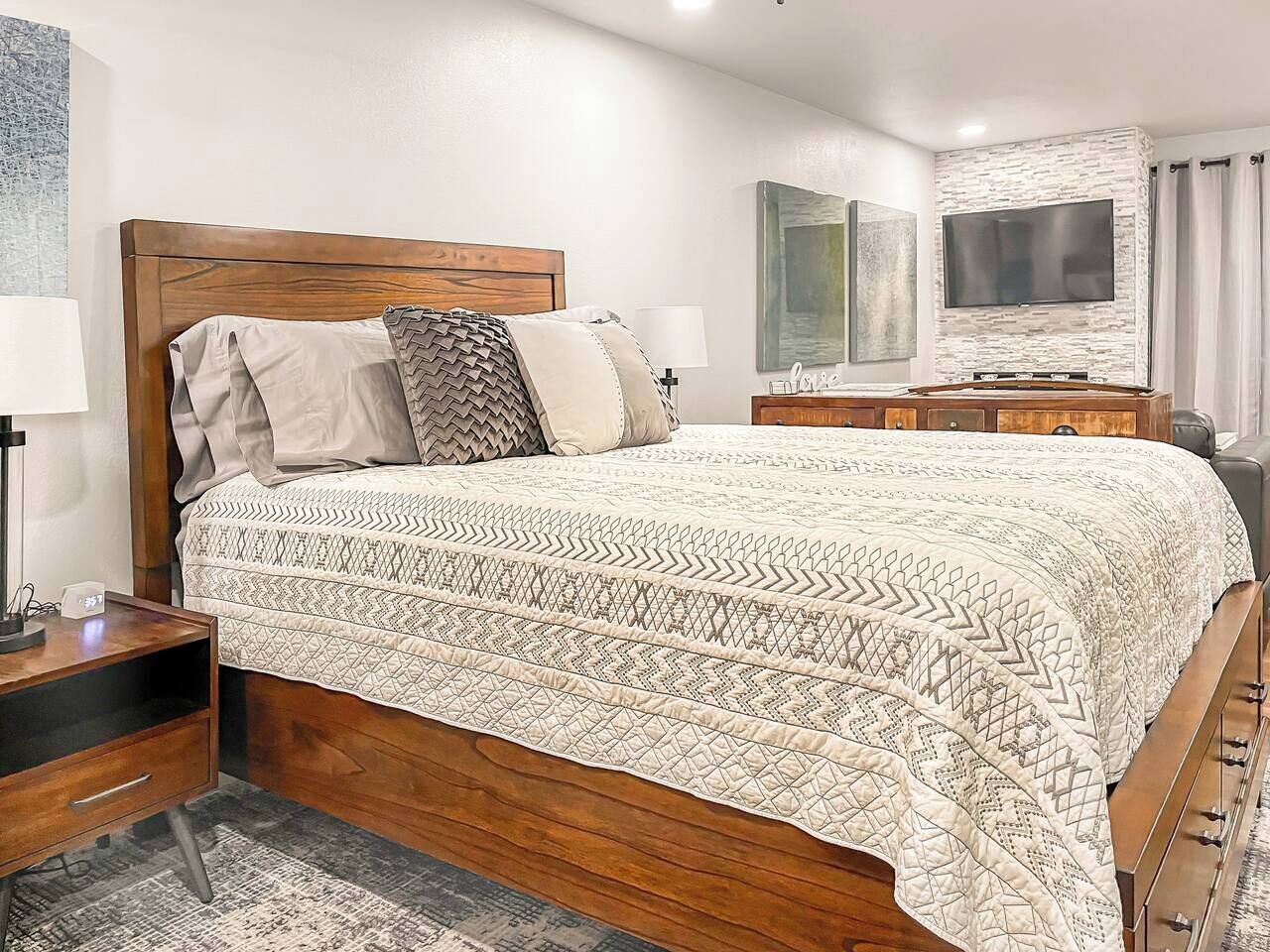 1 bedroom, iron/ironing board, free WiFi, bed sheets