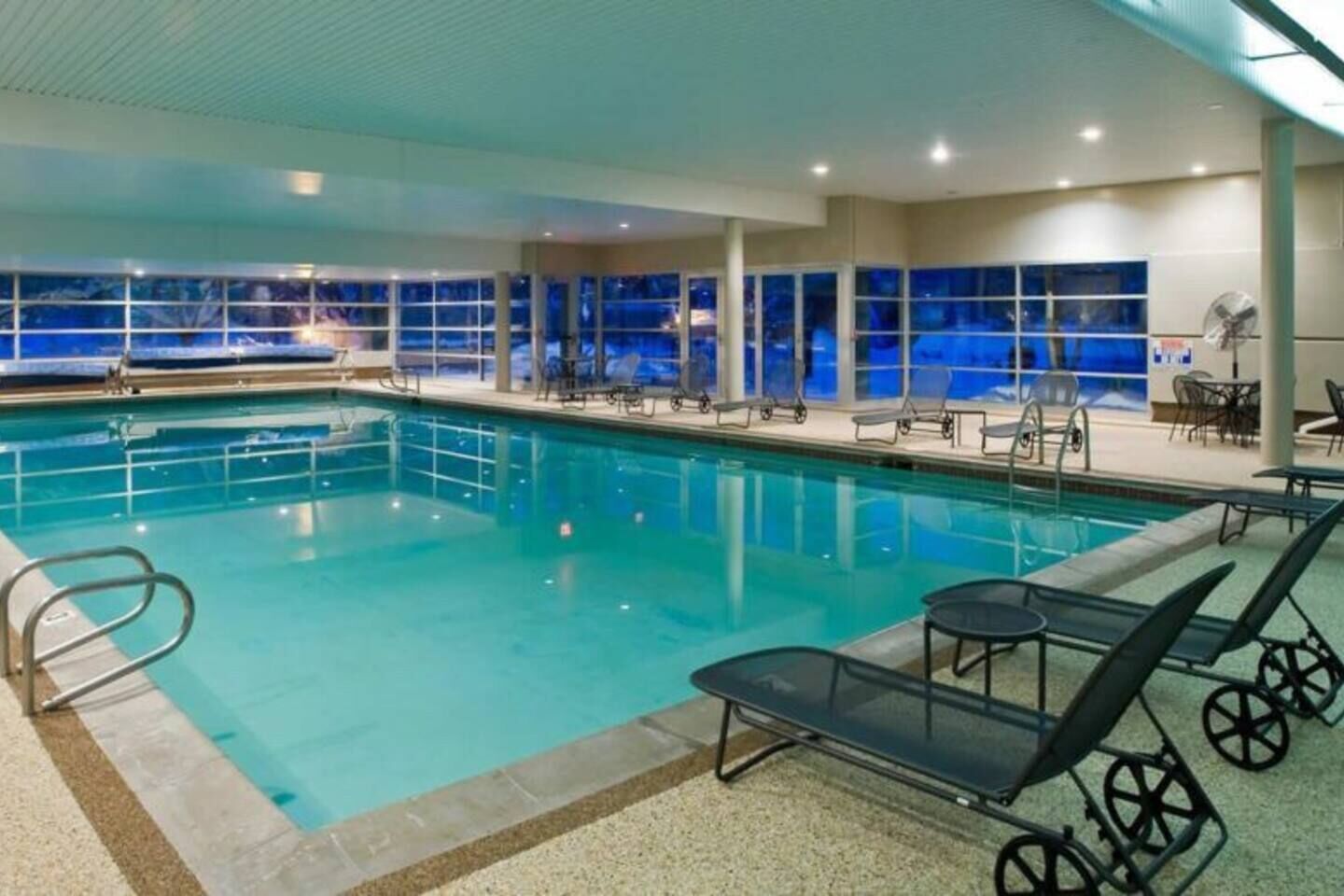 Piscine couverte, piscine chauffée