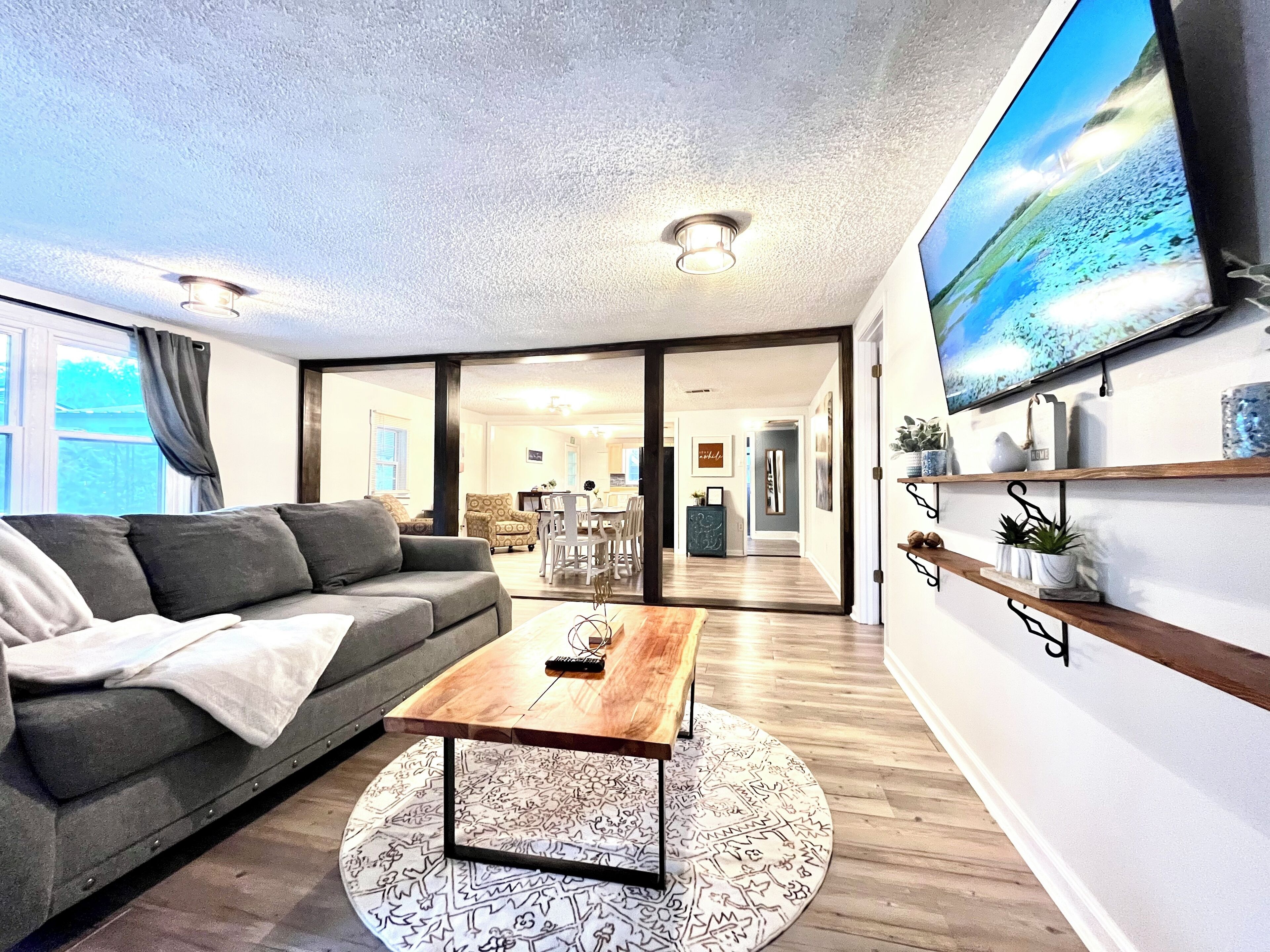 Cozy 3 bedroom house - Monthly Stay Discount 