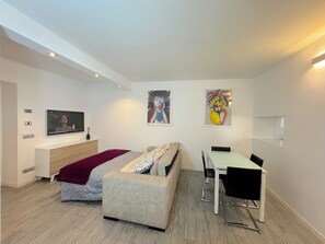 1 soverom, strykejern/-brett, wi-fi og sengetøy