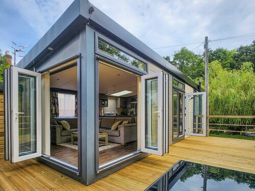 2 bedroom accommodation in Hamstead