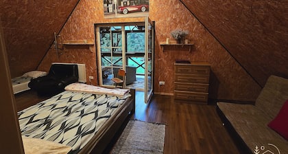 4-bedroom house, natural nature with beutifull views. Quite peacefull rest.
