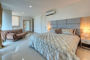 4 habitaciones, escritorio, cuna de viaje y wifi 