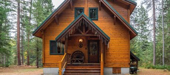 Wanna Go Away – Cozy Cabin by the Chiwawa River