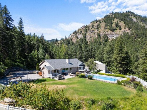 Serene Country Home with Pool and Hot Tub