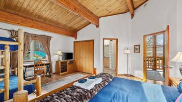 6 makuuhuonetta, työpöytä, silitysrauta/-lauta, ilmainen Wi-Fi