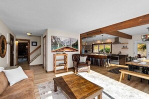Smart TV, tenis de mesa y libros 