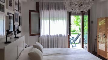 3 Schlafzimmer, Schreibtisch, BĂŒgeleisen/BĂŒgelbrett, kostenloses WLAN