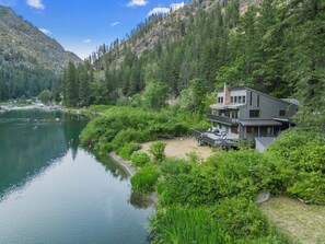 Exterior - River Chalet - A Riverfront Oasis Awaits! (Leavenworth)