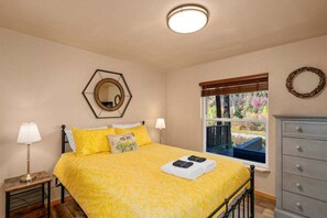 3 soverom, strykejern/-brett, wi-fi (inkludert) og sengetøy