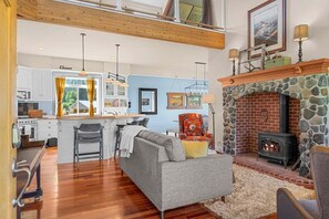 Una Smart TV, libros