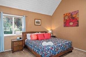 4 bedrooms, iron/ironing board, free WiFi, bed sheets - Enchantment Haus -Mountain Majesty and Memorable Moments (Leavenworth)