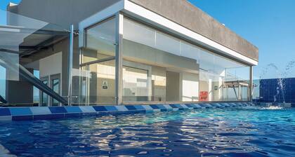 Luxury CTG Airport Penthouse 3 BD 2 BA Suite + Rooftop Pool