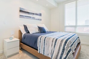 1 bedroom, desk, iron/ironing board, free WiFi