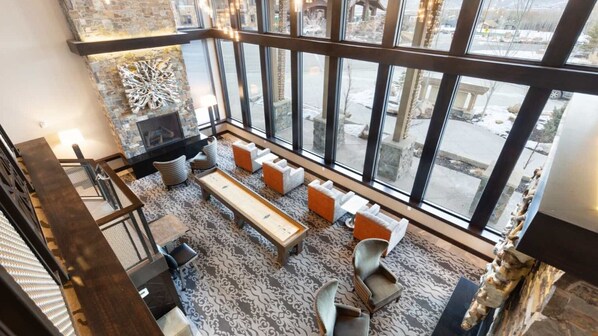 Interior - Spacious 2-bdrm condo in Park City, Ski in/out, indoor pools, open air hot tubs
(Park City)