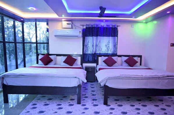 Premium Double Room, City View - Sai Padma Guest House (Gop)