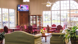 Lobby - South Branch Inn Romney  (Romney)