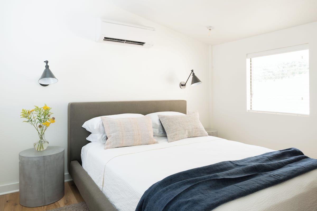 Cottage No.12 | 3 bedrooms, in-room safe, individually decorated, individually furnished