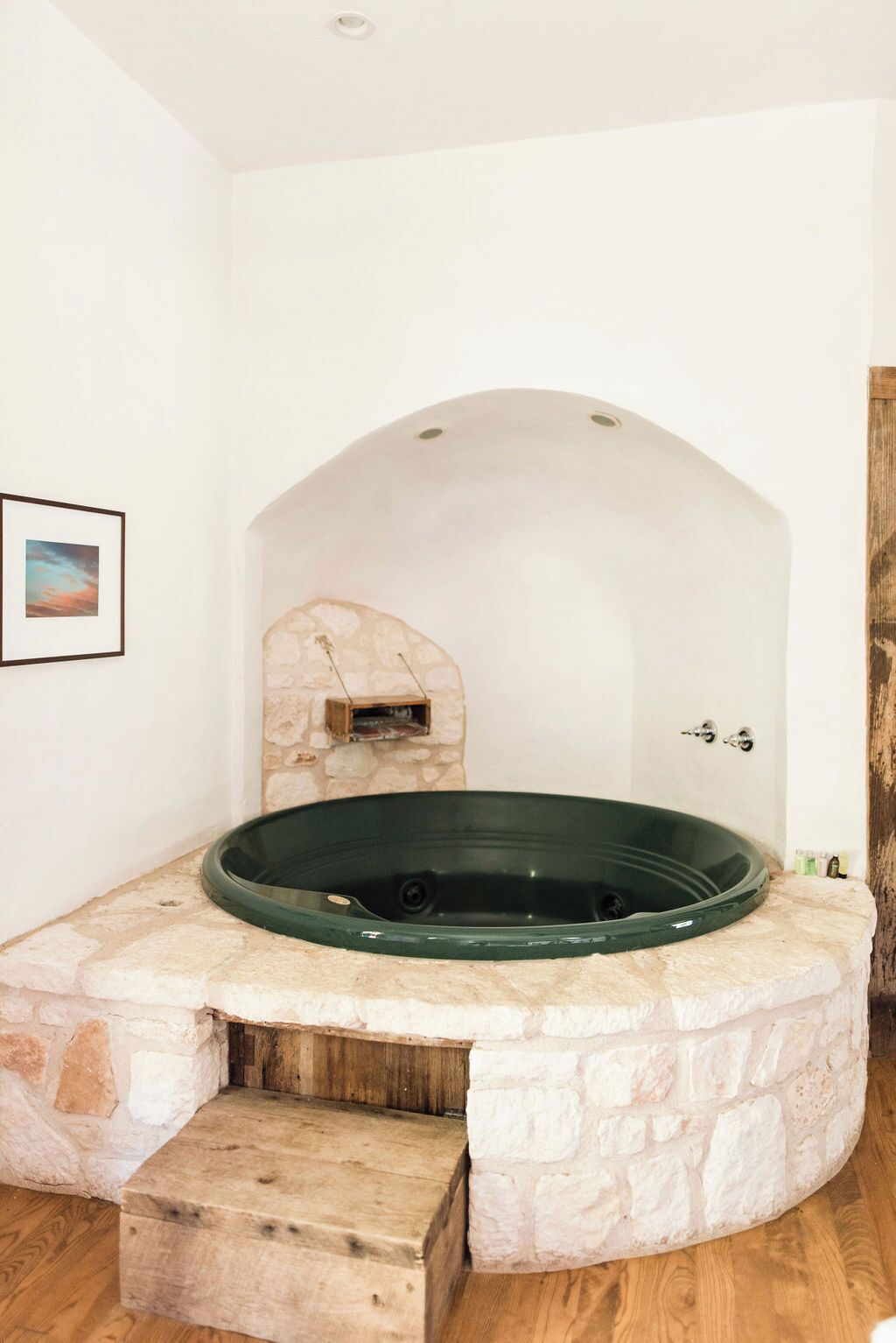 Private spa tub