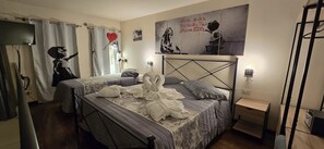 2 Schlafzimmer, Zimmersafe, Bügeleisen/Bügelbrett, Reisekinderbett
