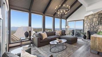 TV, fireplace, offices