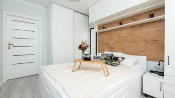 2 soverom, strykejern/-brett, wi-fi (inkludert) og sengetøy