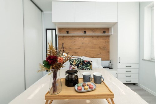 Karpia Two-Bedroom Apt - 50m2, Parking, Balcony - by Rentujemy